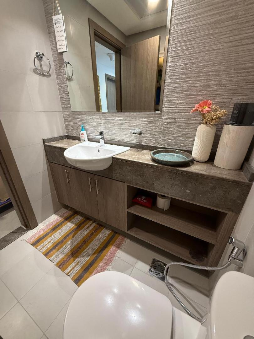 Apartment Luxury 1br In Nyu Saadiyat - Furnished
